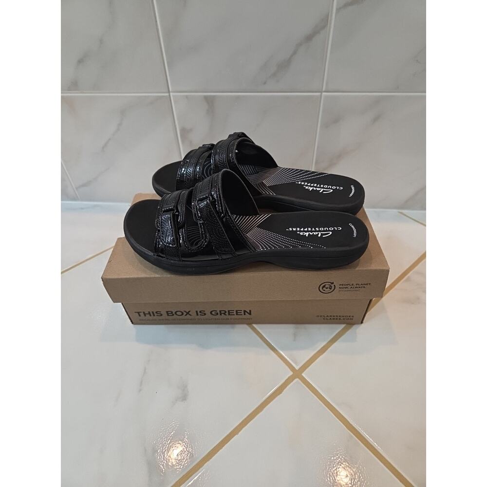 Clarks Breezey Eve Black 2-Strap Sandal Women's sizes US 7.0 - Picture 5 of 6